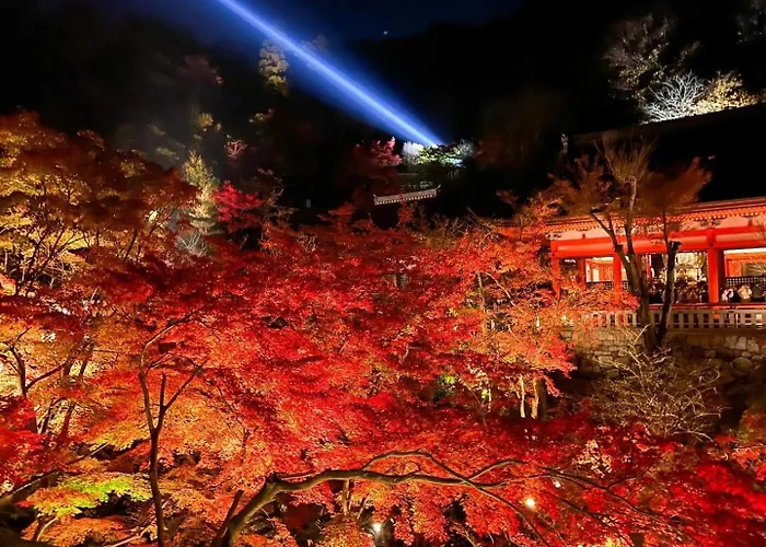 Rinn Gion Yasakamae